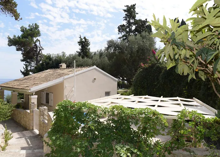 Villa Mikalef